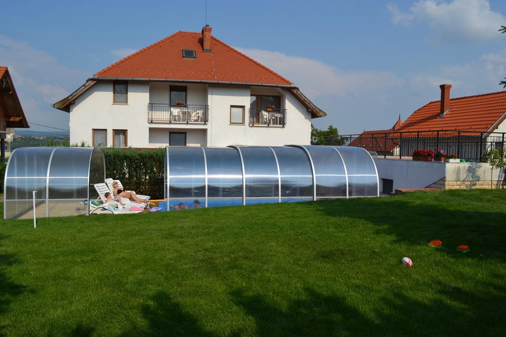 Villa Nova Heviz Exterior foto